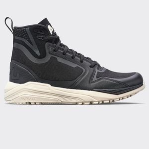 NWOT APL Women's TechLoom Defender in Black/Pristine